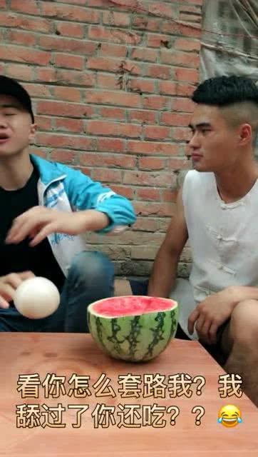 带你吃瓜搞笑视频多发,搞笑视频多，瓜田笑果连连